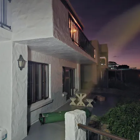 La Isla Bonita-3